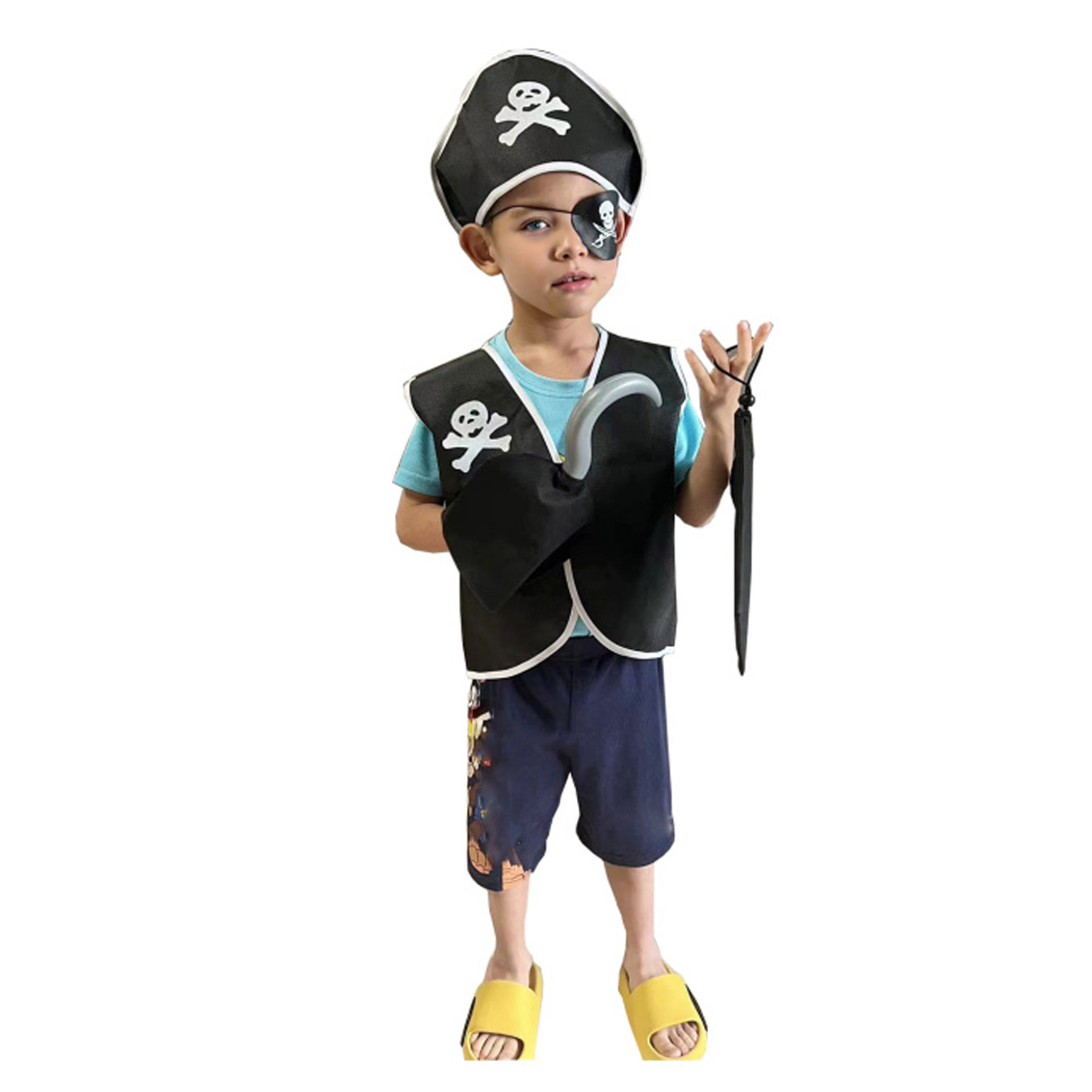 Carnival Boys Pirate Costume C - Black Face Mask Pack avis et prix