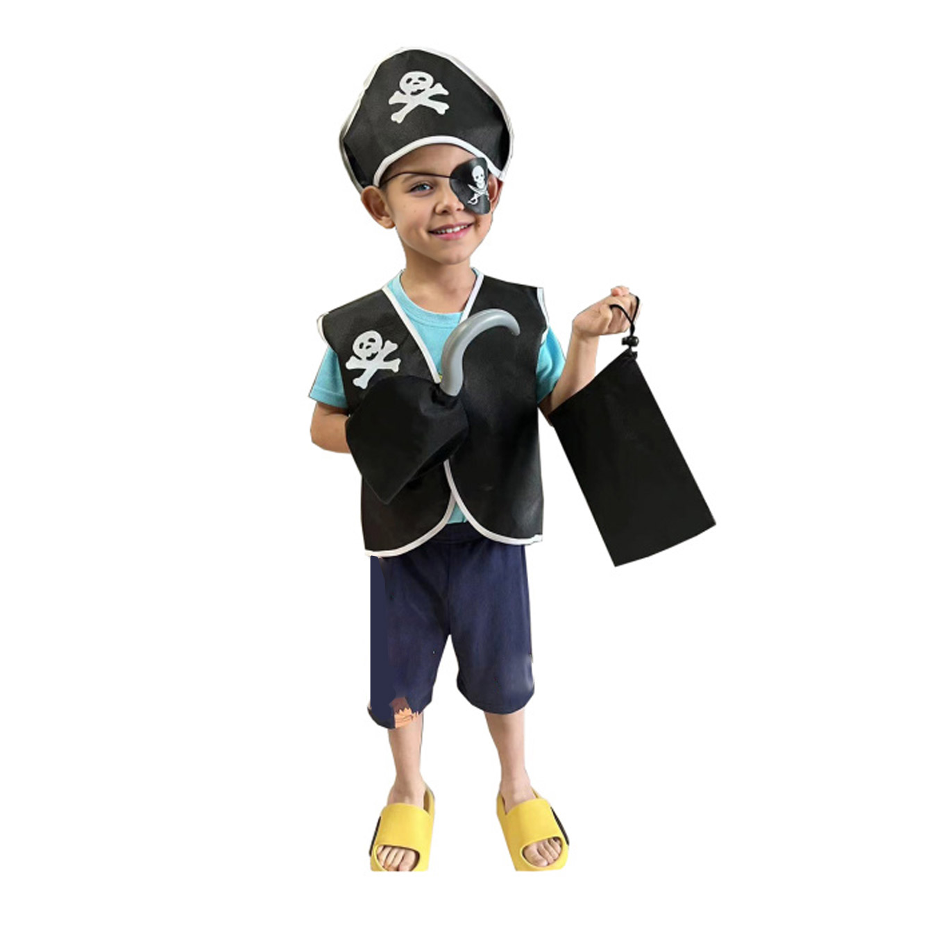 Carnival Boys Pirate Costume C - Black Face Mask Pack avis et prix